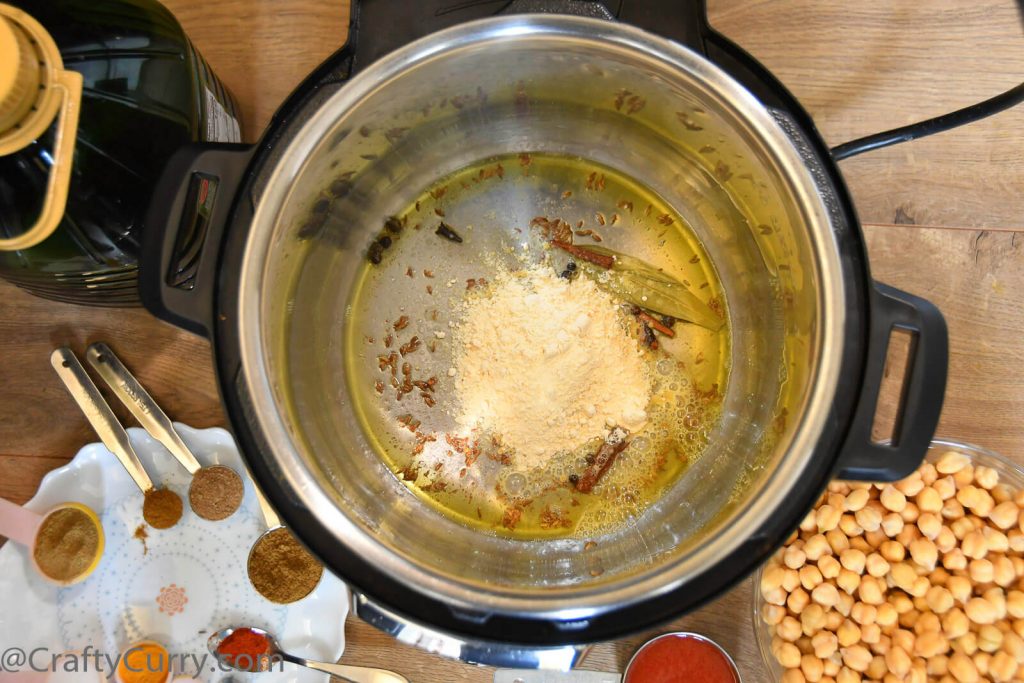 instant-pot-chole-chana-masala-no-onion-garlic