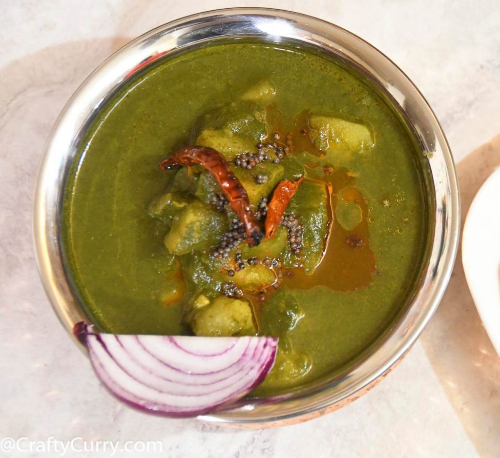 Aloo-palak-gravy-simple-recipe