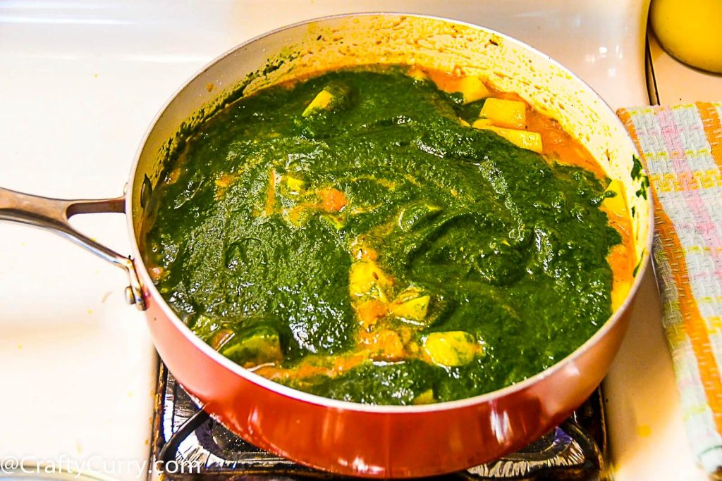 Aloo-palak-gravy-simple-recipe
