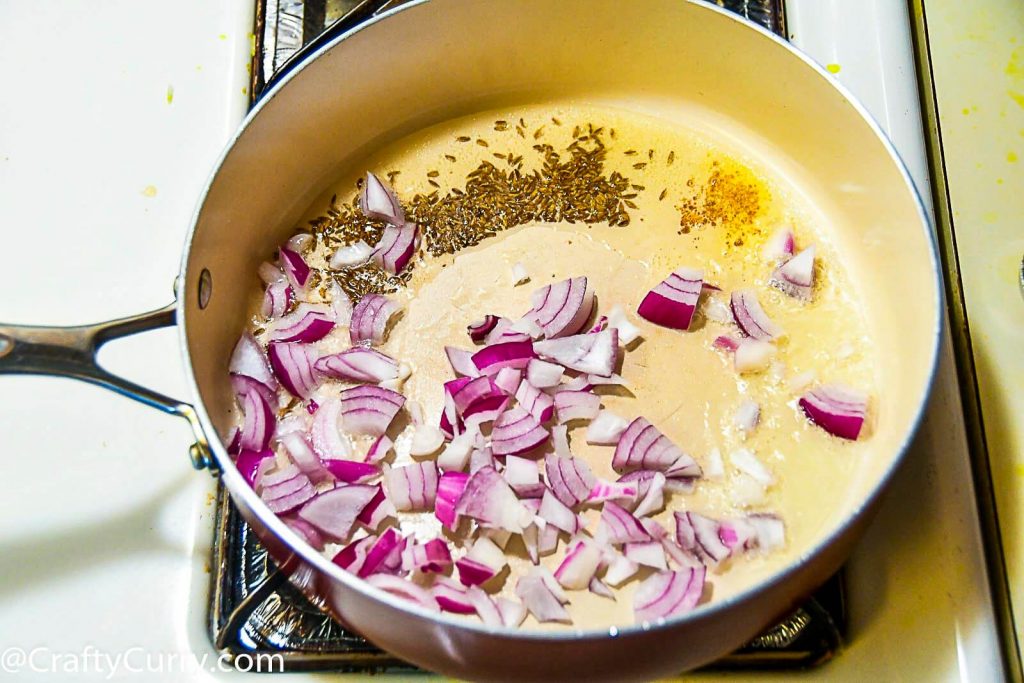 Aloo-palak-gravy-simple-recipe